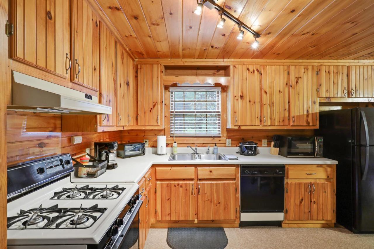 2 Separate Cabins Along A Peaceful Creek With Resort Amenities Ellijay Exterior foto