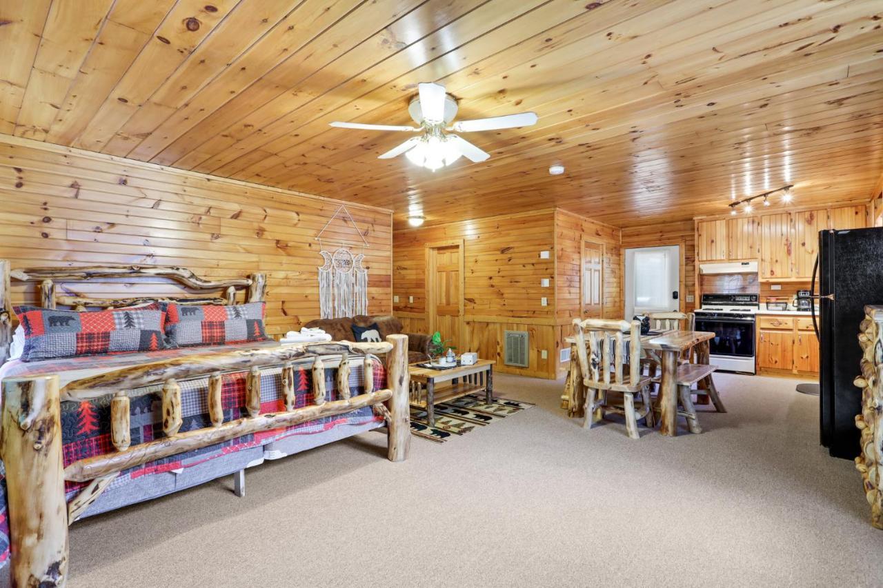 2 Separate Cabins Along A Peaceful Creek With Resort Amenities Ellijay Exterior foto