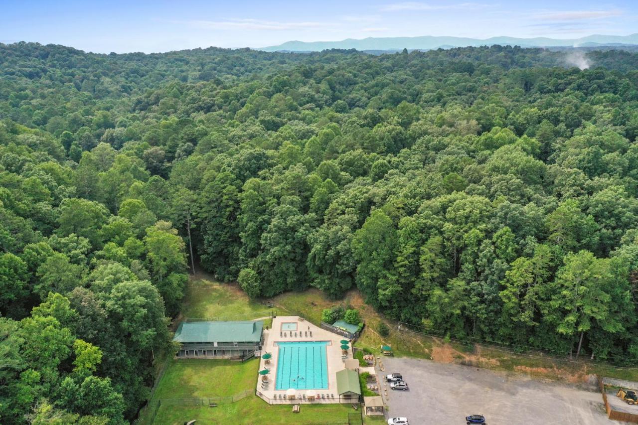 2 Separate Cabins Along A Peaceful Creek With Resort Amenities Ellijay Exterior foto
